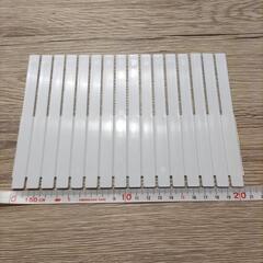 仕切り板の画像