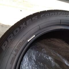 新車外し トーヨータイヤプロクセス225/60r18の画像