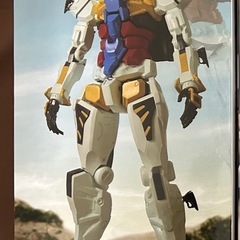 白いガンダム　ジークアクスの画像