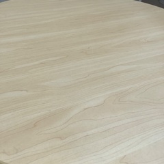 ダイニングテーブルの画像