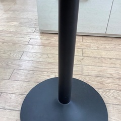 ダイニングテーブルの画像