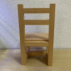 人形用　椅子の画像