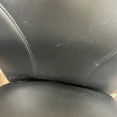 LOWYA  デスクワーク　ブラック椅子の画像