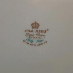 0823-100 皿　Royal Albertの画像