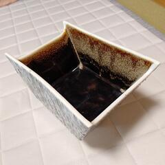 長四角形陶器製花器 白と茶色のグラデーションの画像