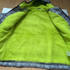 ⛄️子ども用アウター(160サイズ)🤭未使用に近いの画像