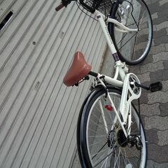 MYPALLA[マイパラス]M507 26吋折り畳みシティサイクル 外装6段/アイボリーxブラックの画像
