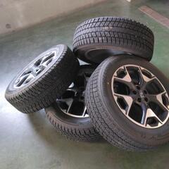 スバルSUV スタッドレスタイヤの画像