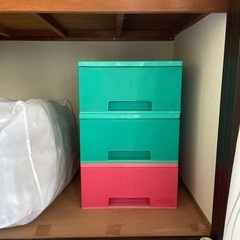 【無料】衣装ケース　3個の画像