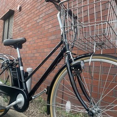 電動アシスト自転車 シティタイプ 黒 クロスバイク　26インチ　訳あり 美品 の画像