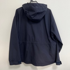 メンズマウンテンパーカーの画像