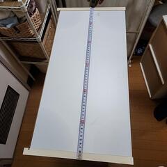 収納棚の画像
