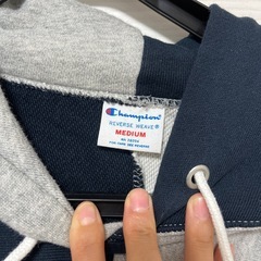 チャンピオン　フード付きパーカー　メンズ　
Mサイズの画像