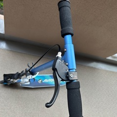 AVIGO キックボードの画像