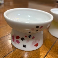猫壱　ハッピーダイニング脚付フードボール2個セットの画像
