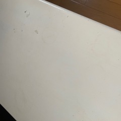 テーブル、テレビ台の画像