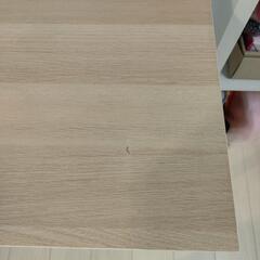 【引き渡し予定者決定済】無料　譲ります】IKEA　子ども用デスクの画像