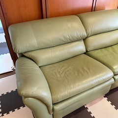 ソファの画像