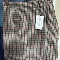 新品未使用スカートの画像