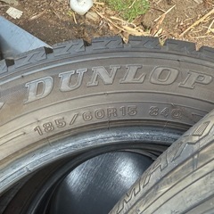 185/60R15 ダンロップ ウィンターマックス WM02 スタッドレスタイヤの画像
