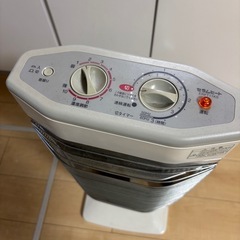 ダイキン　電気ストーブの画像