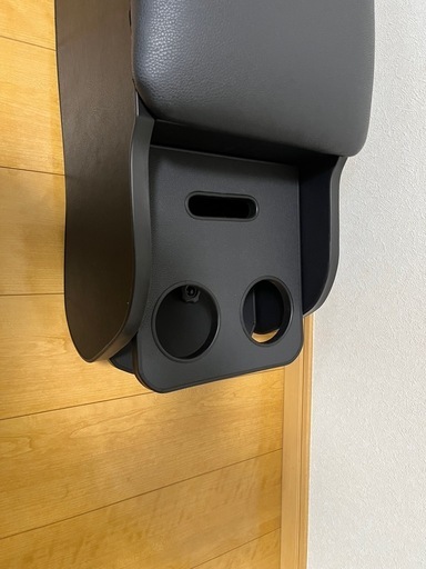 ハイエース　標準ボディ用　センターコンソールボックス