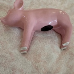 豚の貯金箱の画像