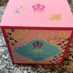 新品　ROYAL ALBERTマグカップ2客の画像