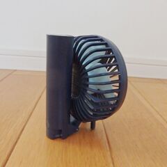 ハンディファン　携帯用扇風機の画像