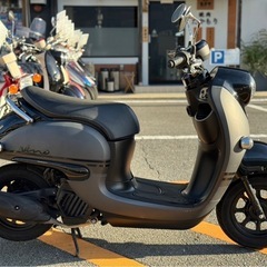 【程度抜群•低走行】YAMAHA 最新ビーノ AY02 マットブラック【ご成約でヘルメットプレゼント🎁】の画像
