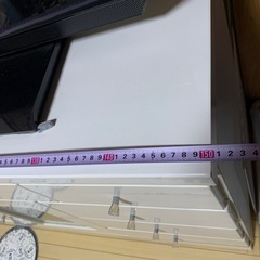 白いTV台の画像