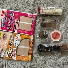 化粧品 まとめ売りの画像