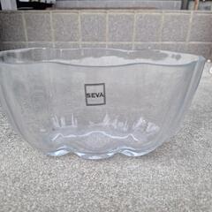 ガラス鉢の画像