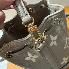 ヴィトン　VUITTON バッグ　ミニバッグ　ナノノエ　ショルダーバッグの画像