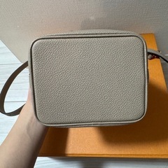 ヴィトン　VUITTON バッグ　ミニバッグ　ナノノエ　ショルダーバッグの画像