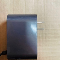 ダイソン充電器美品⭐︎の画像