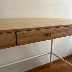IKEA イケア　リルオーセン　デスクの画像