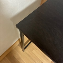 テーブル　デスクの画像