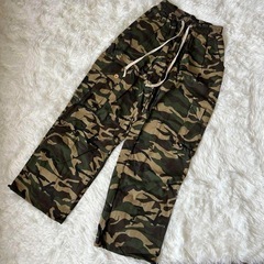 ❤️新品❤️カーゴパンツ ワイドパンツ 迷彩柄 ストリート カモフラ L メンズ 男女兼用の画像