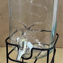 【ニトリ】スタンド付ドリンクディスペンサー【3.5L】の画像