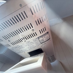 電気ヒーター　2つの画像