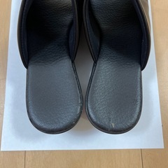 黒サンダルの画像
