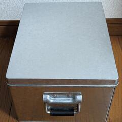 無印トタンボックス（幅19cm☓奥行20cm☓高さ15cm）の画像