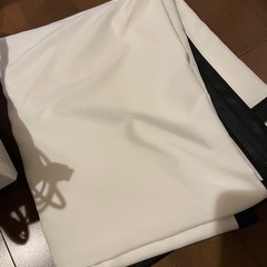 FHD画質 プロジェクター　スクリーンセットの画像