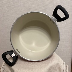 ニトリ 両手鍋 25㎝の画像