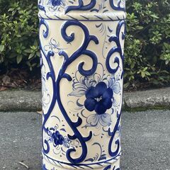 【リサイクルショップどりーむ天保山店】No.4047 傘立て 陶器 模様 焼物の画像