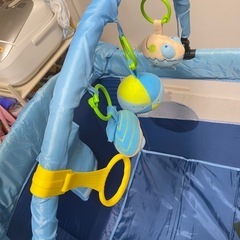赤ちゃん用ベッドの画像