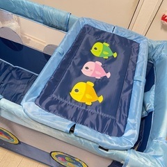 赤ちゃん用ベッドの画像