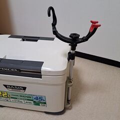 シマノ　クーラーBOX　容量22Lの画像