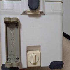 シマノ　クーラーBOX　容量22Lの画像